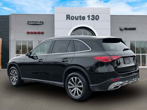 Used 2024 Mercedes-Benz GLC 300 4MATIC image 5