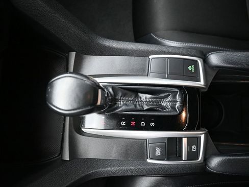 Used 2021 Honda Civic Sport image 22