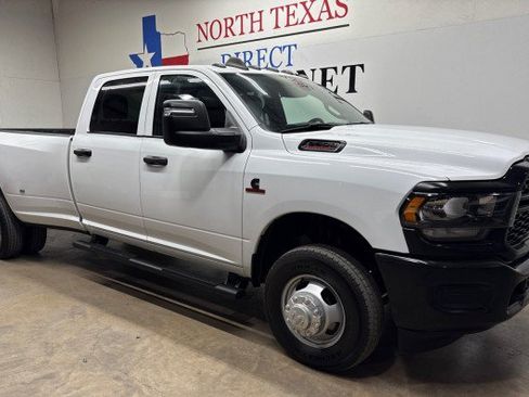 Used 2024 RAM 3500 Tradesman AWD/4WD image 3