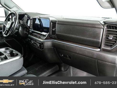 Used 2024 Chevrolet Silverado 2500 LT AWD/4WD image 20