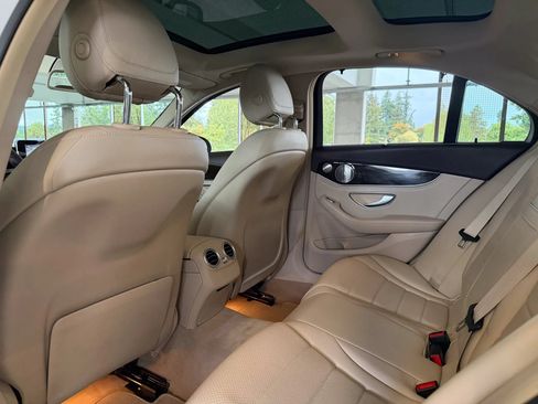 Used 2015 Mercedes-Benz C 300 4MATIC Sedan w/ Premium 1 Package image 19