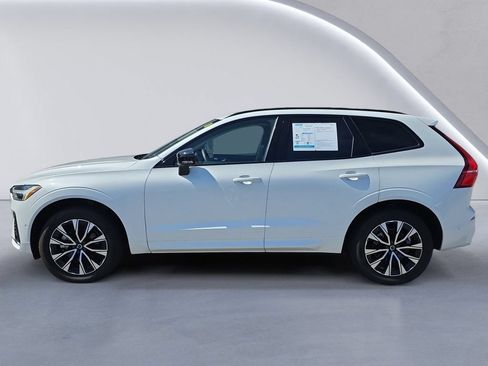Used 2025 Volvo XC60 B5 Plus AWD/4WD image 6
