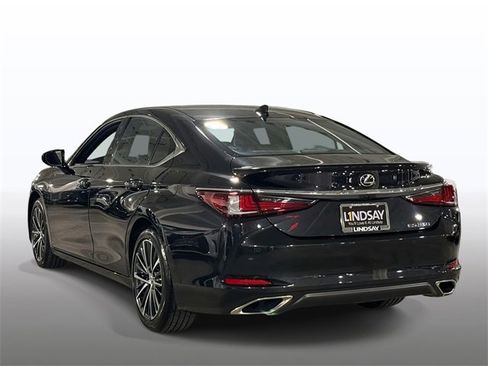 Certified 2023 Lexus ES 350 w/ Premium Package image 12