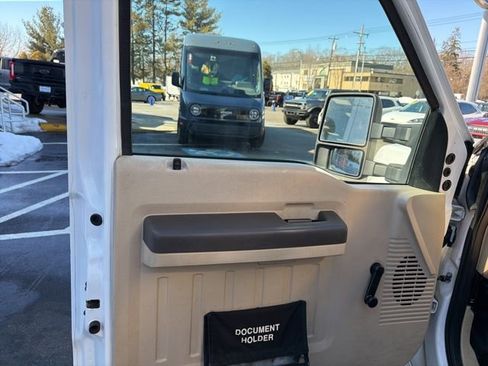 Used 2008 Ford F350 XLT image 16