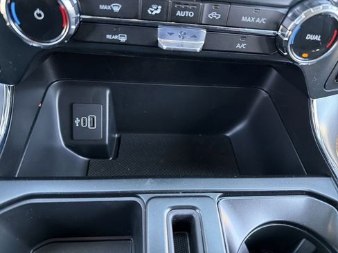 New 2025 Ford F150 XLT w/ Equipment Group 301A Standard image 13