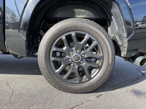 Used 2023 Toyota Tundra Platinum image 9