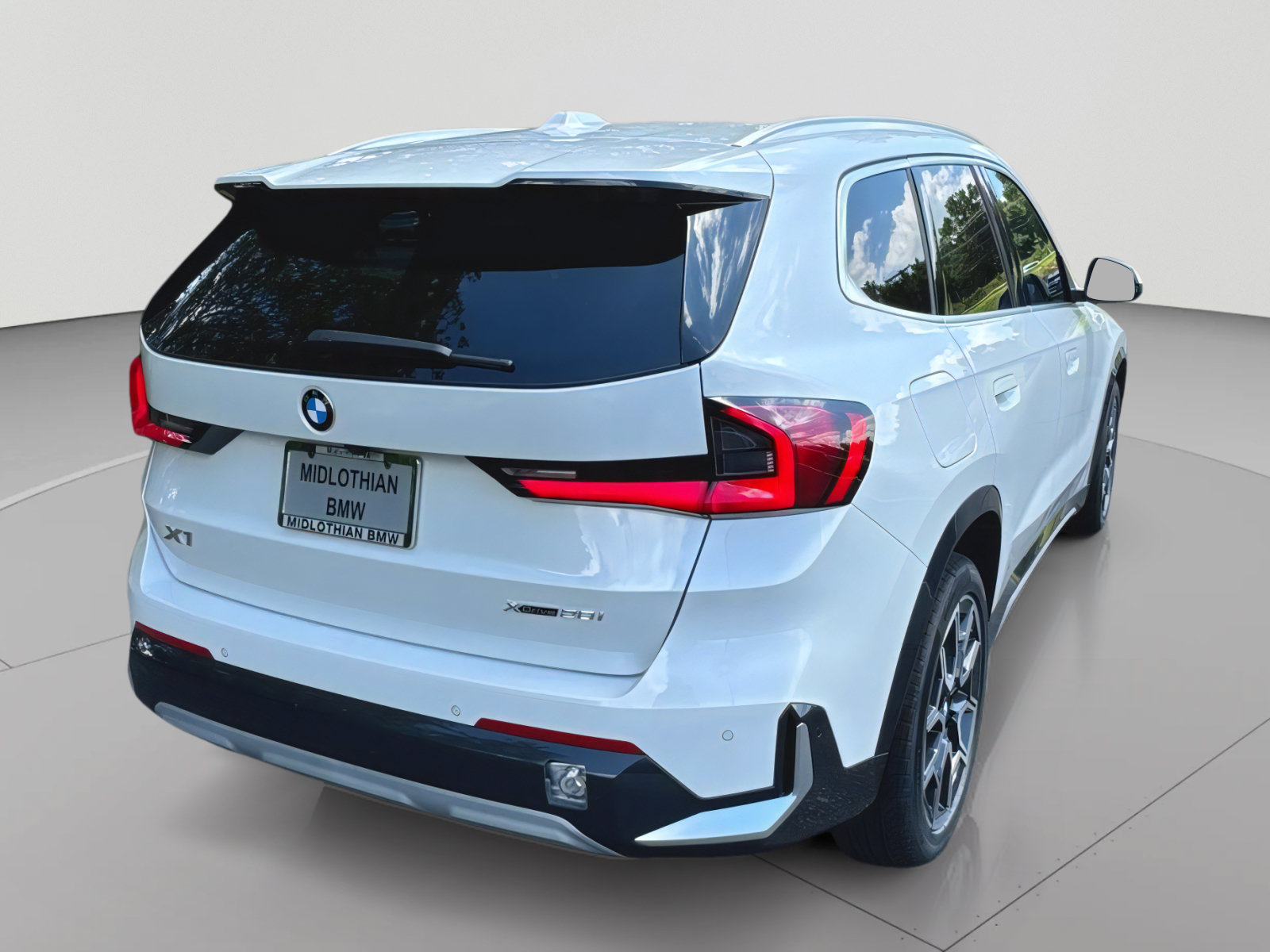 New 2026 BMW X1 xDrive28i w/ Technology Package AWD/4WD image 35
