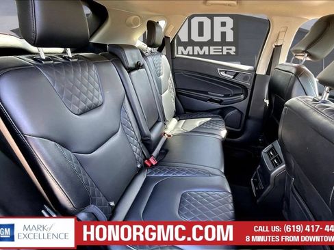 Used 2024 Ford Edge Titanium AWD/4WD image 29