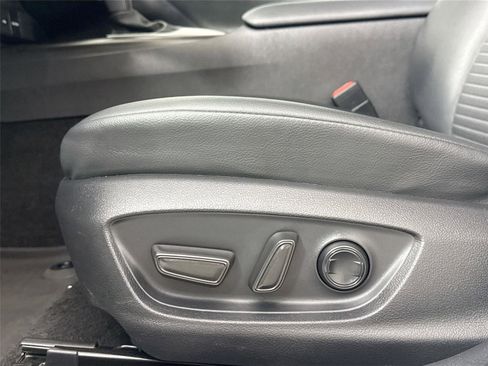 Certified 2023 Toyota Camry SE FWD image 25