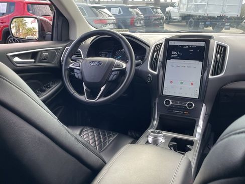 Used 2024 Ford Edge Titanium image 22