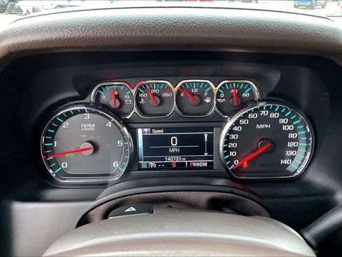 Used 2015 Chevrolet Suburban LTZ AWD/4WD image 25