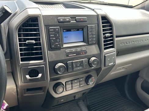 Used 2020 Ford F350 XL w/ Power Equipment Group RWD image 31