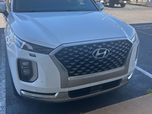 Used 2022 Hyundai Palisade Calligraphy w/ Winter Package image 10