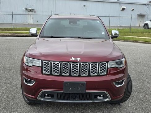 Used 2018 Jeep Grand Cherokee Overland image 2