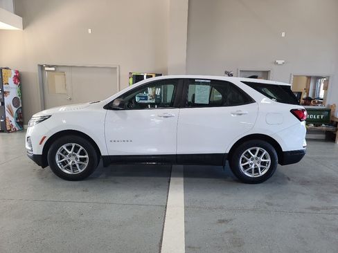 Used 2024 Chevrolet Equinox LS w/ LPO, Floor Liner Package FWD image 1