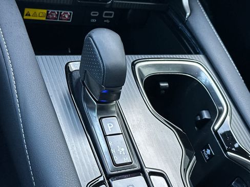 Used 2024 Lexus RX 500h F Sport w/ Convenience Package image 25