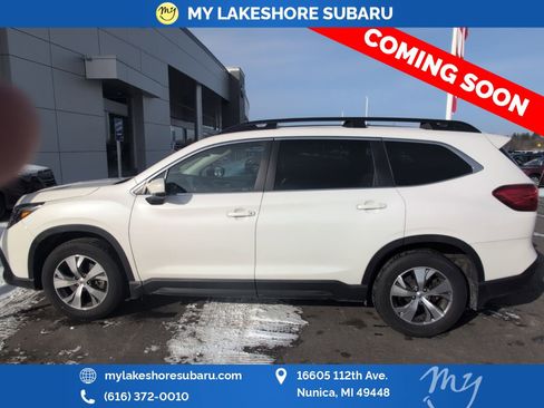 Used 2024 Subaru Ascent Premium w/ Convenience Package image 4