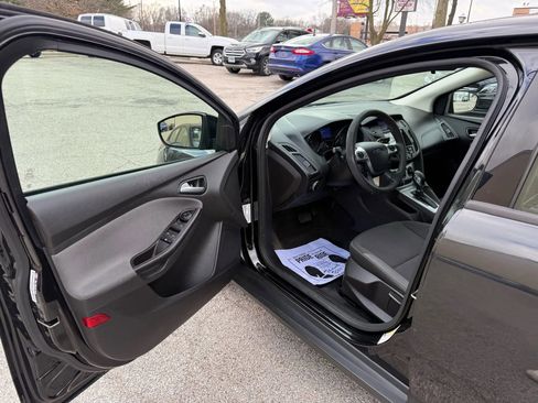 Used 2013 Ford Focus SE image 9