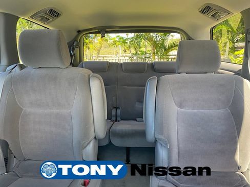 Used 2004 Toyota Sienna CE FWD image 19