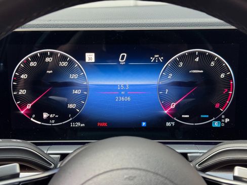 Used 2024 Mercedes-Benz GLS 450 4MATIC image 21