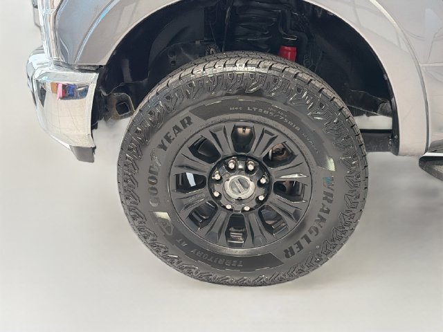 Used 2021 Ford F350 Lariat w/ Tremor Off-Road Package AWD/4WD image 24