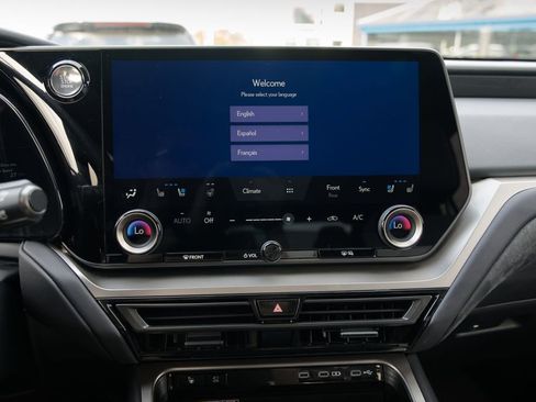 Used 2025 Lexus TX 350 AWD w/ Technology Package image 14
