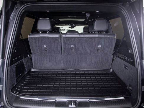 Used 2023 Jeep Grand Wagoneer Series III w/ Rear Seat Video Group 1 image 14