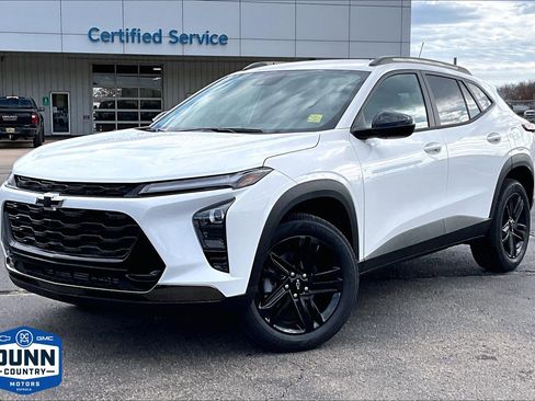 New 2026 Chevrolet Trax ACTIV w/ Driver Confidence Package image 1