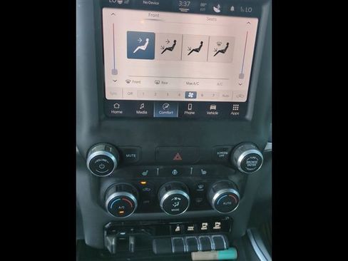 Used 2022 RAM 1500 Big Horn AWD/4WD image 18