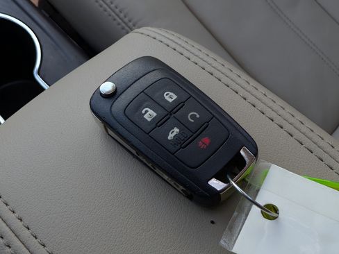 Used 2012 Buick Verano Leather image 32