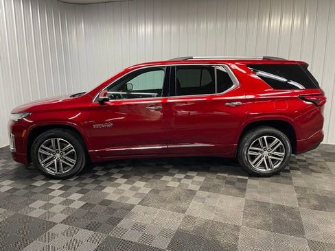 Used 2023 Chevrolet Traverse High Country image 7