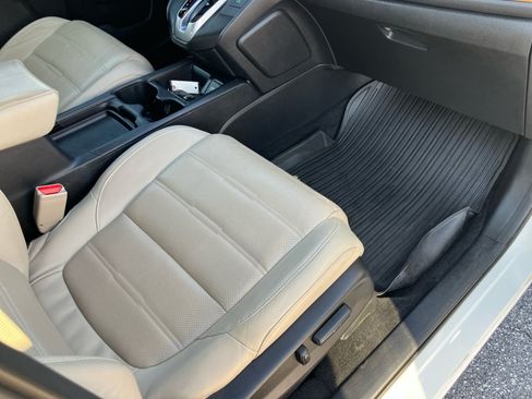Used 2018 Honda CR-V EX-L image 32