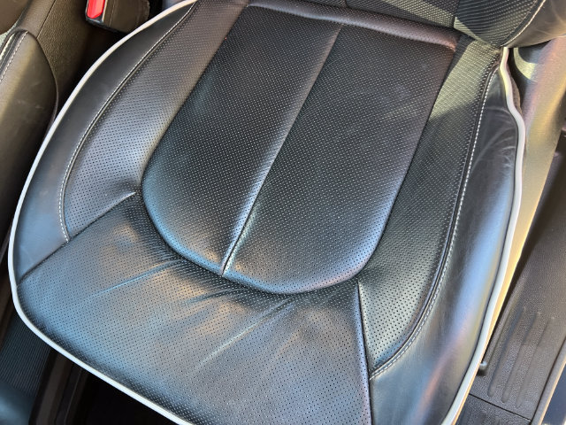 Used 2025 Chrysler Pacifica Limited FWD image 14
