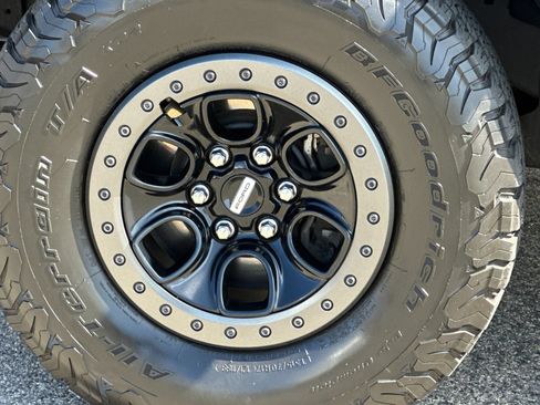 Used 2024 Ford F150 Raptor w/ Equipment Group 803A Raptor R AWD/4WD image 35
