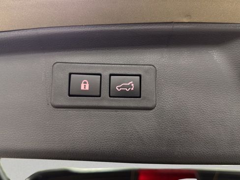 Certified 2023 Subaru Outback Limited image 40