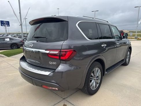 Used 2024 INFINITI QX80 Luxe RWD image 3