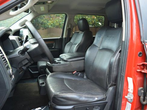 Used 2015 RAM 2500 Laramie AWD/4WD image 10