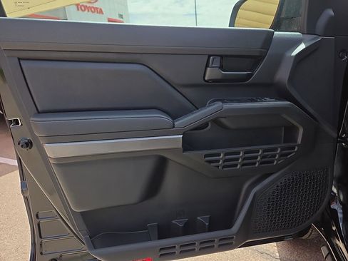 New 2026 Toyota Tacoma SR5 AWD/4WD image 17