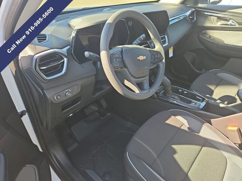 New 2026 Chevrolet TrailBlazer LT FWD image 3