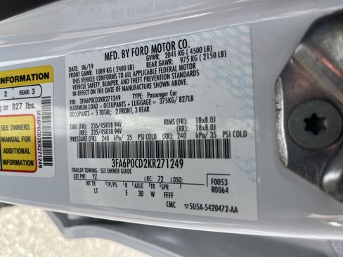 Used 2019 Ford Fusion SEL FWD image 28