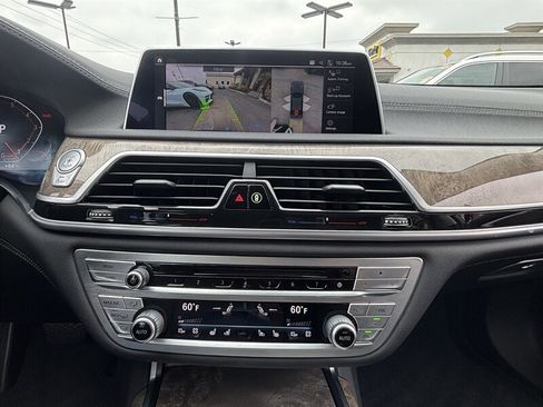 Used 2020 BMW 740i RWD image 24