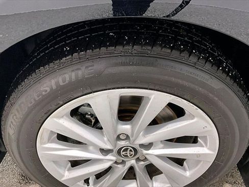 Used 2024 Toyota Camry SE image 35