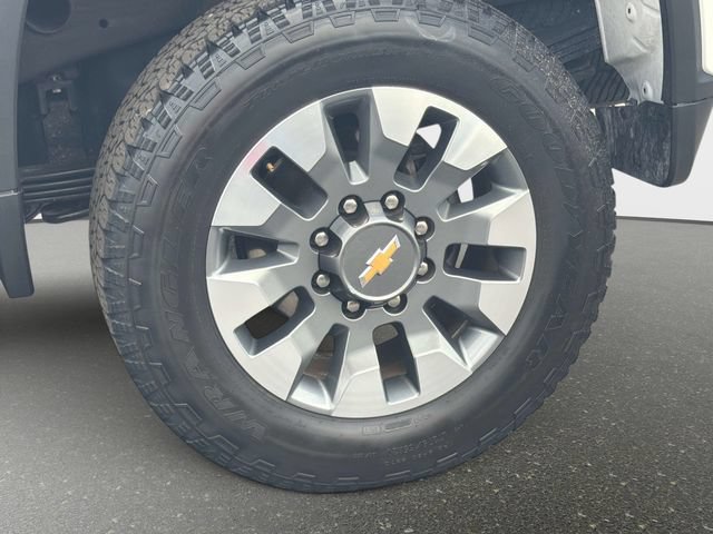 Used 2025 Chevrolet Silverado 2500 Custom w/ Custom Value Package AWD/4WD image 10