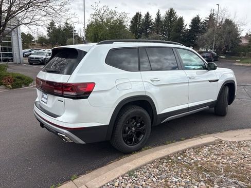 New 2026 Volkswagen Atlas Peak Edition AWD/4WD image 6
