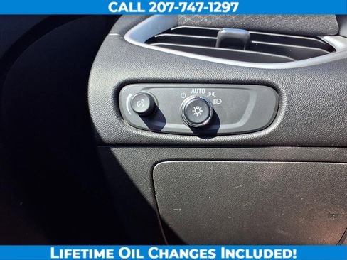 Used 2023 Chevrolet Malibu LT image 12