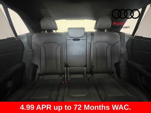 Certified 2024 Audi Q8 Prestige image 7