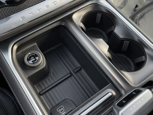 New 2026 Ford Expedition Platinum w/ Stealth Appearance Package image 20