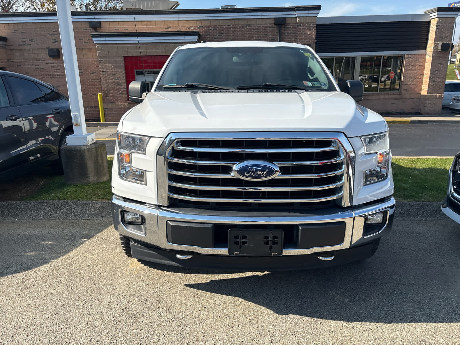 Used 2017 Ford F150 XLT w/ Equipment Group 302A Luxury AWD/4WD image 7