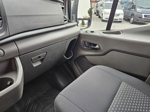 Used 2024 Ford Transit 250 Low Roof w/ Exterior Upgrade Package image 11