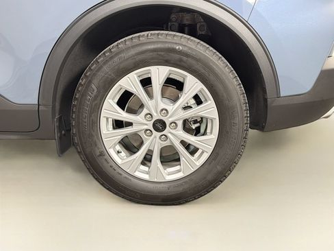 Used 2024 Ford Escape Active w/ Cold Weather Package FWD image 31